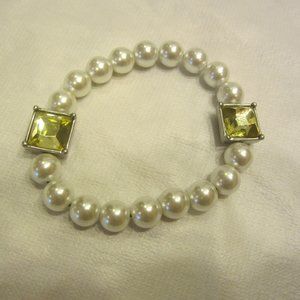 VTG LIA SOPHIA STRETCH BRACELET ROUND WHITE MEDIUM BEADS WITH SQUARE CLEAR RHINE